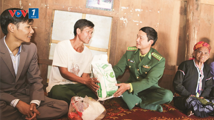 Dồn lực chăm lo Tết cho người nghèo, người hoàn cảnh khó khăn : Để Tết đến với mọi nhà. (Ngày 12/01/2020)