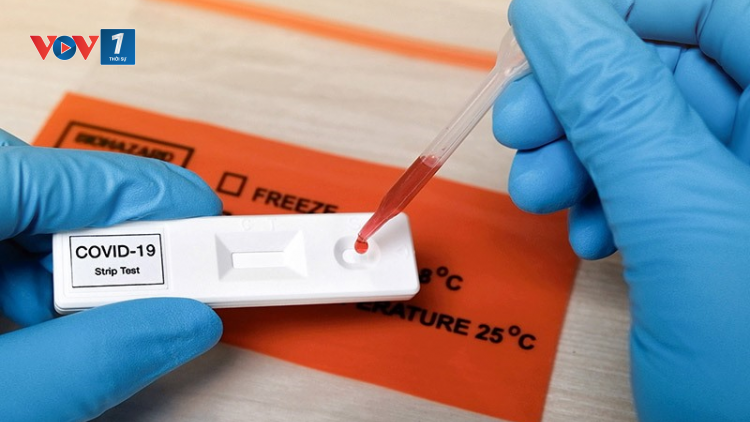 THỜI SỰ 18H CHIỀU 5/10/2021: Bộ Y tế đề nghị kiểm tra việc mua sắm các loại kit test nhanh Covid-19 và xét nghiệm RT-PCR