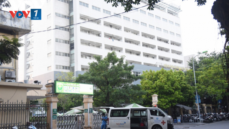 THỜI SỰ 12H TRƯA 3/10/2021: Bệnh viện Hữu nghị Việt Đức, Hà Nội tạm ngừng tiếp nhận bệnh nhân tới khám chữa bệnh nội trú, ngoại trú kể từ hôm nay