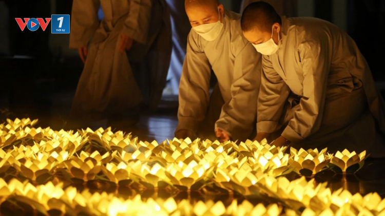 Giữa dòng cảm xúc trước Lễ tưởng niệm đồng bào tử vong và cán bộ chiến sĩ hy sinh vì Covid-19 (19/11/2021)