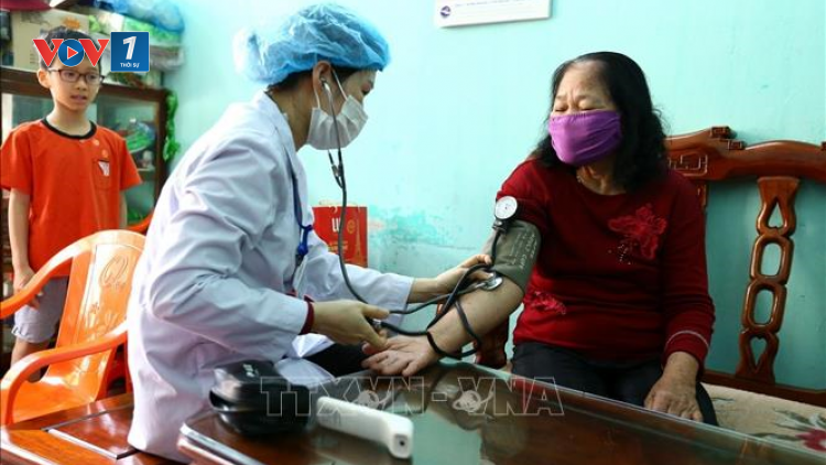 Chăm sóc sức khỏe người cao tuổi trong đại dịch Covid 19 (Ngày 21/11/2021)