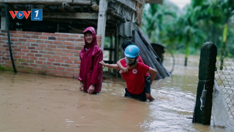 THỜI SỰ 12H TRƯA 30/11/2021: Mưa lớn ở Trung Bộ và Tây Nguyên được dự báo còn tiếp diễn trong những ngày tới.
