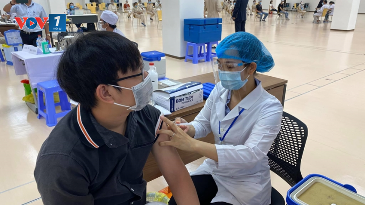 THỜI SỰ 21H30 ĐÊM 6/12/2021: Một số địa phương lên kế hoạch tiêm tăng cường mũi vắc xin thứ 3 ngừa Covid-19 cho người dân.