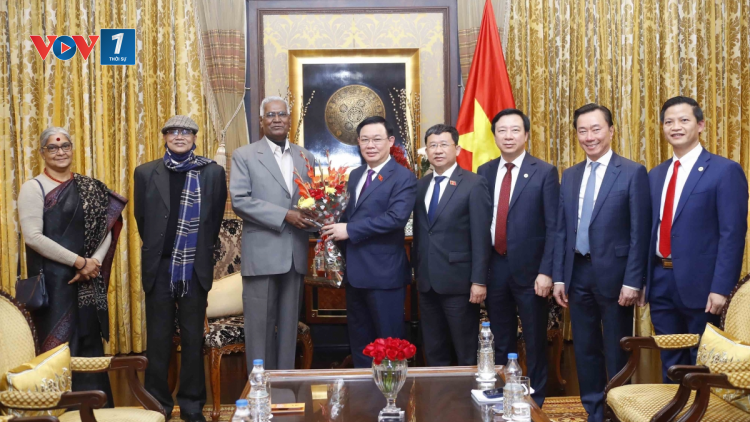 Xây dựng quan hệ Nghị viện trở thành hình mẫu góp phần thúc đẩy mối quan hệ với các nước (24/12/2021)