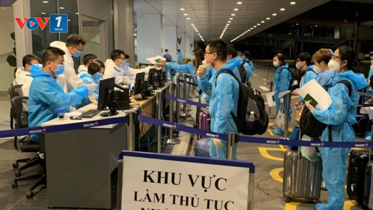 THỜI SỰ 18H CHIỀU 28/12/2021: Hà Nội ra công văn hỏa tốc áp dụng với người nhập cảnh