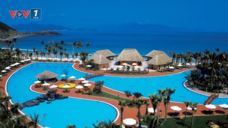 THỜI SỰ 12H TRƯA 26/12/2021: Sáng nay, hơn 300 du khách Nga đầu tiên đã đến Nha Trang - Khánh Hòa sau gần 2 năm ngành du lịch đóng băng