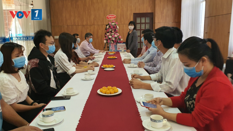 Gặp mặt các y bác sỹ của Viện Vệ sinh dịch tễ Tây Nguyên đã chi viện cho Gia Lai trong phòng chống covid - 19 (23/2/2021)
