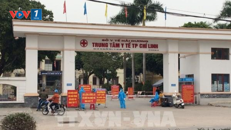 Các tài xế hỗ trợ vận chuyển thiết bị, nhu yếu phẩm ở Chí Linh – Hải Dương (4/2/2021)