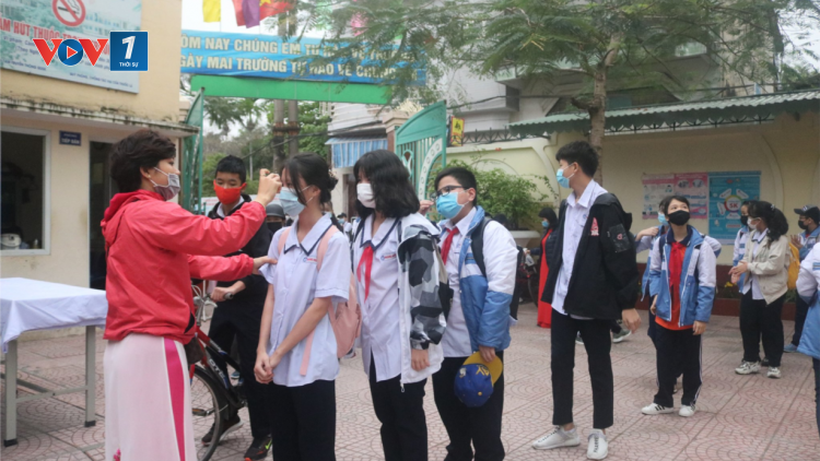 Hải Phòng và nhiều trường học tại Hải Dương, Quảng Ninh đón học sinh trở lại trường (8/3/2021)