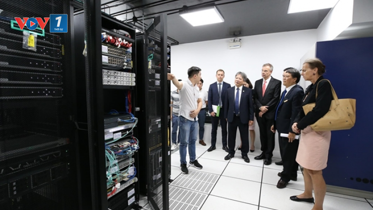 Kỹ thuật cao nâng tầm ngoại khoa Việt Nam (24/4/2021)