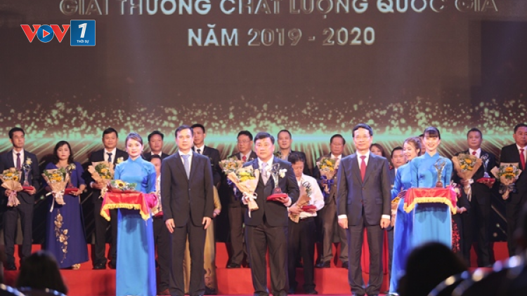 Trao Giải thưởng Chất lượng Quốc gia cho 116 doanh nghiệp (25/04/2021)