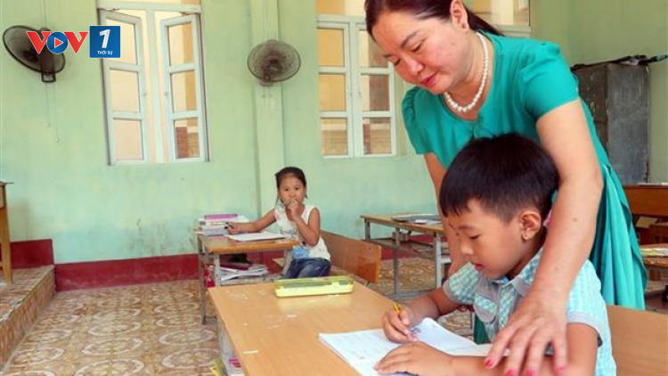 Những thầy cô ươm mầm tương lai trên đảo Bạch Long Vỹ (10/04/2021)