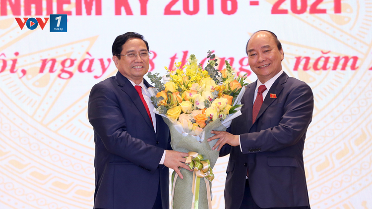 THỜI SỰ 21H30 ĐÊM 08/04/2021: Lễ bàn giao công việc của Thủ tướng CP nhiệm kỳ 2016 -2021 giữa Chủ tịch nước Nguyễn Xuân Phúc và Thủ tướng CP Phạm Minh Chính.