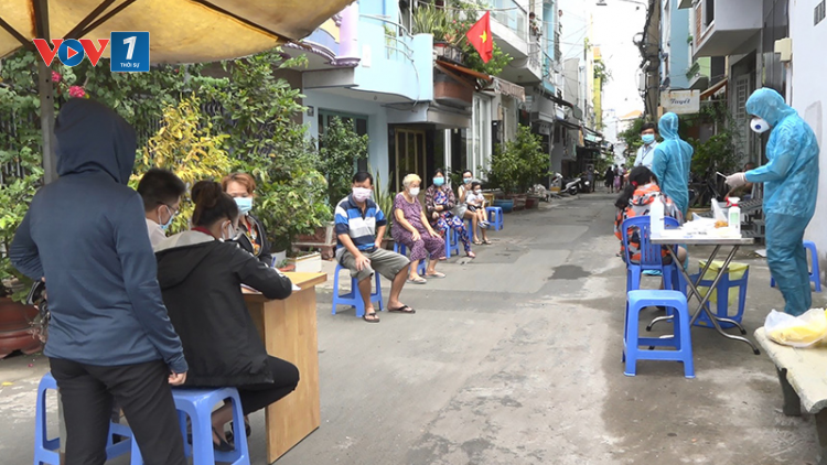 Khẩn cấp ứng phó, ngăn chặn dịch bệnh vùng nguy cơ cao (14/5/2021)