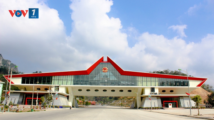 Khẩn trương truy vết, cách ly những người liên quan ca nhiễm COVID-19 đi qua cửa khẩu ở Lạng Sơn (1/5/2021)