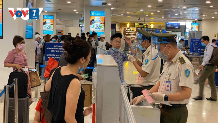 THỜI SỰ 18H CHIỀU 31/5/2021: Cục HK Việt Nam tạm dừng nhập cảnh hành khách tại hai Cảng hàng không quốc tế Tân Sơn Nhất và Nội Bài từ 0h sáng 1/6.