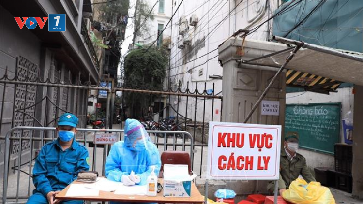 THỜI SỰ 18H CHIỀU 5/5/2021: Các địa phương đồng loạt nâng mức độ phòng dịch COVID-19 lên mức
cao nhất.