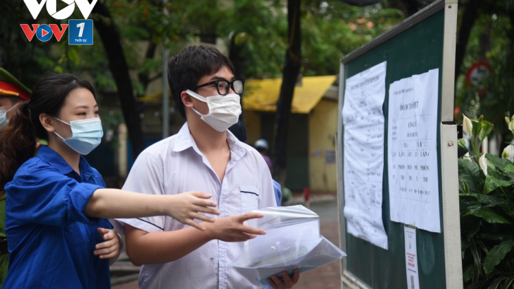 THỜI SỰ 12H TRƯA 18/06/2021: Bộ GD-ĐT chốt phương án tổ chức kỳ thi tốt nghiệp THPT làm 2 đợt.