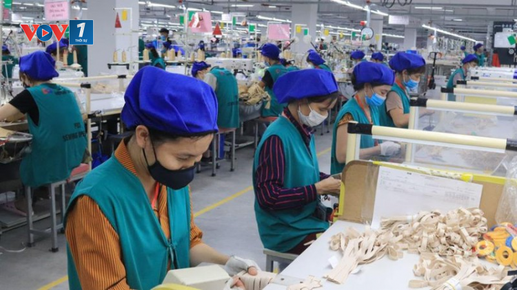 THỜI SỰ 12H TRƯA 12/07/2021: Hơn 82 nghìn công nhân tại 4 Khu Công nghiệp ở tỉnh Bắc Giang đi làm trở lại