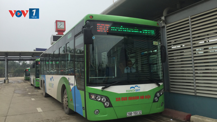 THỜI SỰ 18H CHIỀU 27/7/2021: Thanh tra CP kiến nghị Hà Nội thu hồi hơn 42 tỉ tiền sai phạm
trong dự án buýt nhanh BRT.
