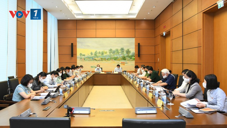 Kinh tế xã hội 6 tháng cuối năm: Thực hiện bằng được mục tiêu kép (23/7/2021)