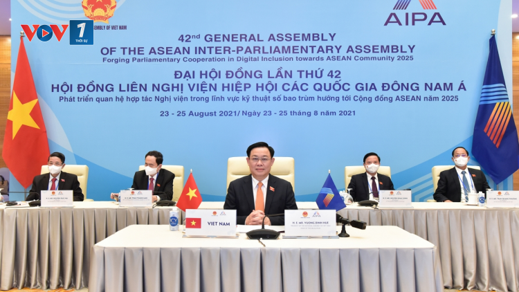 THỜI SỰ 18H CHIỀU 23/8/2021: Tại ĐHĐ Liên nghị viện các nước ASEAN lần thứ 42, Chủ tịch Quốc Hội Vương Đình Huệ đề nghị Nghị viện các nước trao quyền nhiều hơn cho các Chính phủ, để chủ động, linh hoạt ứng phó hiệu quả với dịch bệnh, giảm thiểu thiệt hại và mau chóng phục hồi kinh tế, xã hội sau đại dịch Covid-19.