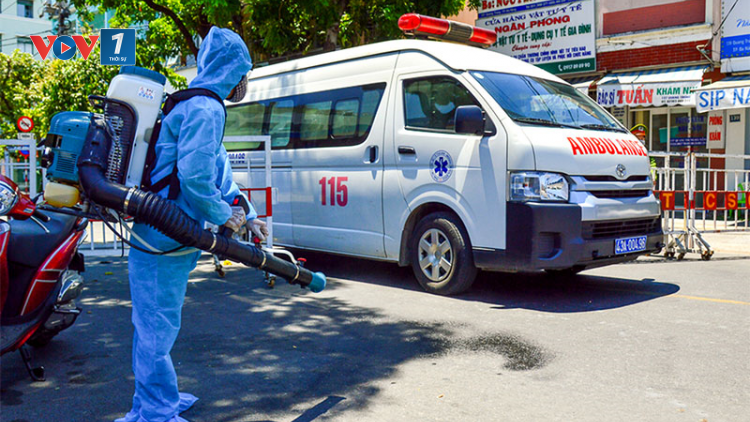 Ngăn chặn đà lây lan của dịch bệnh (19/08/2021)