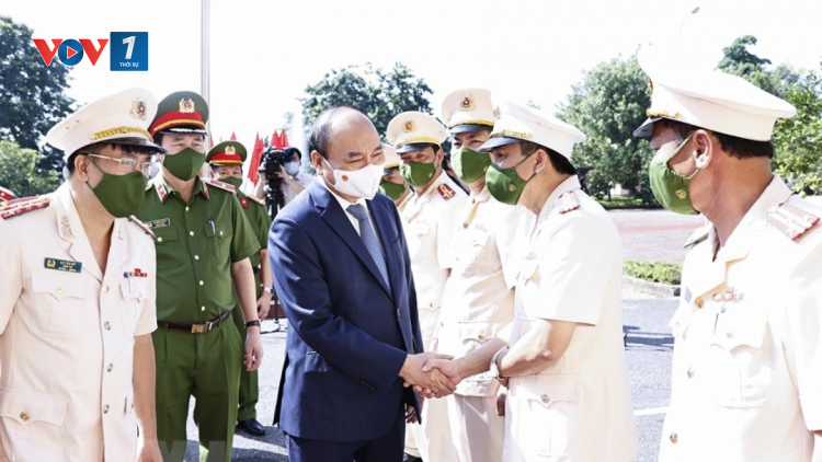 THỜI SỰ 18H CHIỀU 18/08/2021: Chủ tịch nước Nguyễn Xuân Phúc kiểm tra công tác đặc xá tại Bắc Giang