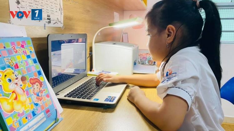 Làm sao khắc phục khó khăn để việc dạy và học trực tuyến có hiệu quả thích ứng với tình hình mới? (Ngày 10/09/2021)