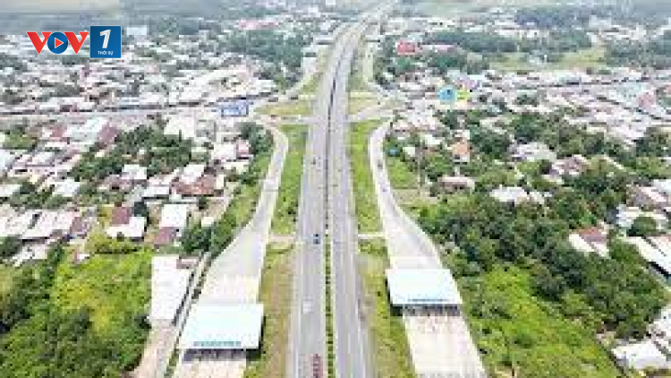 THỜI SỰ 12H TRƯA 3/1/2022: Vùng Đông Nam Bộ cần cơ chế để tạo đột phá về hạ tầng giao thông, đưa vùng kinh tế trọng điểm này phát triển.