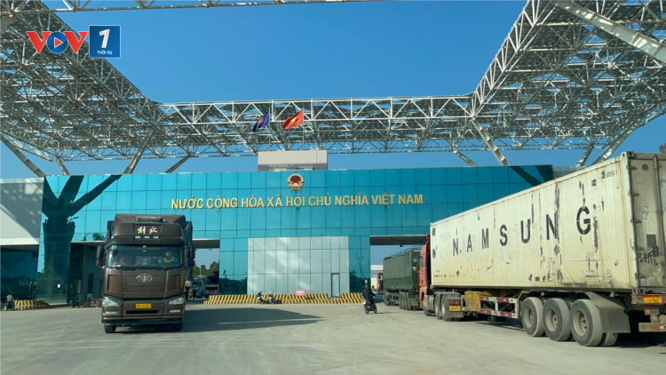 THỜI SỰ 12H TRƯA 20/1/2023: Dừng dịch vụ lái xe trung chuyển hàng hóa tại cửa khẩu quốc tế Móng Cái tỉnh Quảng Ninh từ ngày 30/1 tới đây
