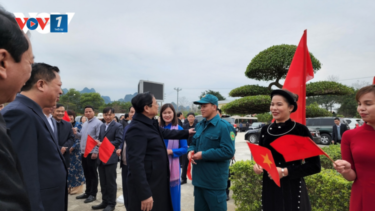 THỜI SỰ 12H TRƯA 16/1/2023: Thủ tướng Phạm Minh Chính chúc Tết đồng bào, chiến sĩ tỉnh Cao Bằng.