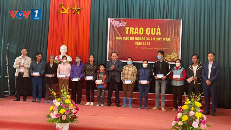 Bắc Giang: Đa dạng các hoạt động chăm lo Tết cho người nghèo (16/01/2023)