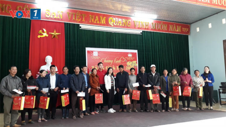 THỜI SỰ 21H30 ĐÊM 7/1/2023: Lãnh đạo Đảng, Nhà nước và các địa phương đẩy mạnh hoạt động chăm lo Tết cho gia đình chính sách, người nghèo và người có hoàn cảnh khó khăn ( Thời lượng chỉ gần 16 phút vì tường thuật trực tiếp)