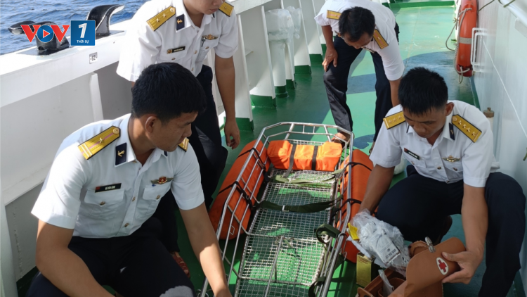 THỜI SỰ 21H30 ĐÊM 17/10/2023: Đêm nay, 4 tàu cứu nạn của Hải Quân sẽ tới vị trí tàu cá bị nạn để tìm cứu cứu nạn 13 ngư dân đang mất tích.