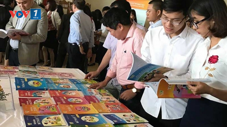 THỜI SỰ 12H TRƯA 21/10/2023: Bộ Giáo dục và Đào tạo công bố dự thảo Thông tư quy định việc lựa chọn sách giáo khoa trong cơ sở giáo dục phổ thông và cơ sở giáo dục thường xuyên.