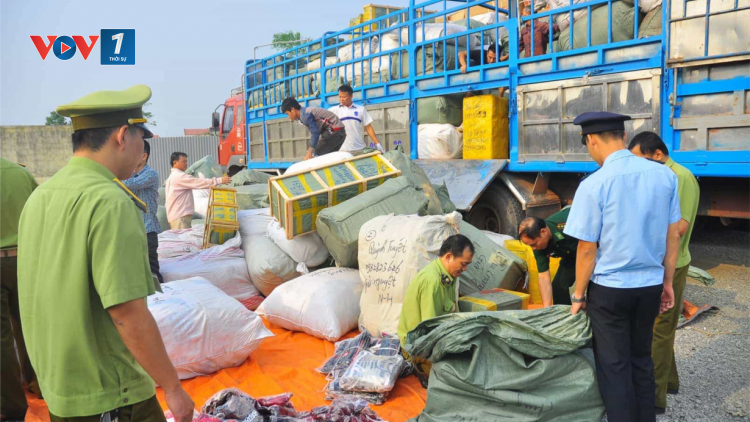 Cuối năm, tình hình buôn lậu, buôn bán hàng giả, hàng cấm ở Hà Nội diễn biến phức tạp(3/11/2023)