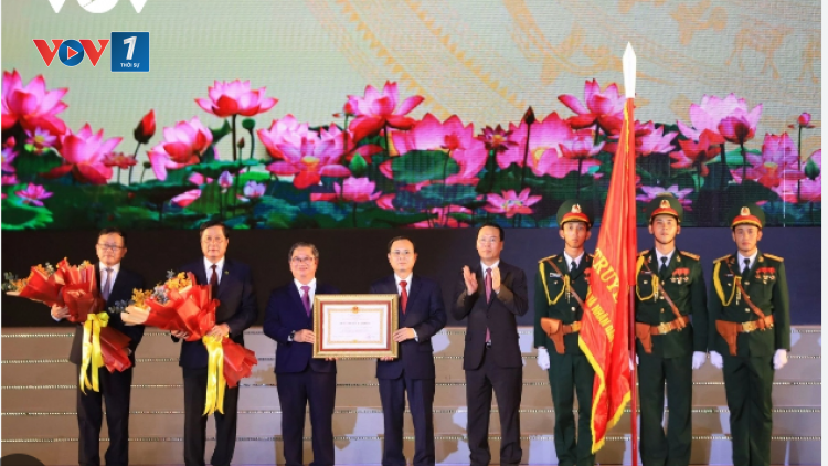 THỜI SỰ 21H30 ĐÊM 31/12/2023: Chủ tịch nước Võ Văn Thưởng dự lễ kỉ niệm 20 năm thành lập TP Cần Thơ.