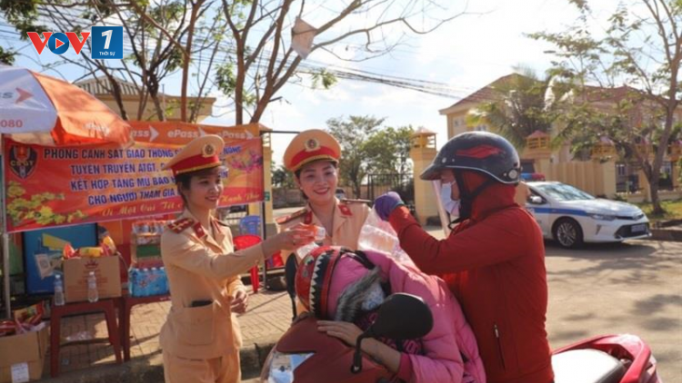 THỜI SỰ 6H SÁNG 11/2/2023: Hôm nay, kỷ niệm 75 năm Công an nhân dân học tập, thực hiện 6 điều Bác Hồ dạy.