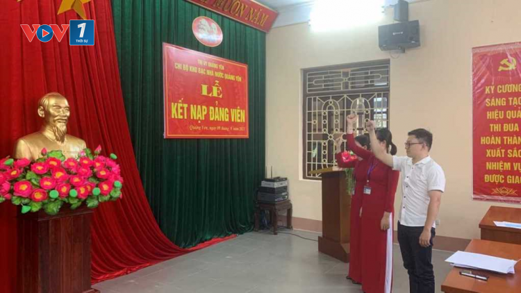 Quảng Ninh: Chú trọng phát triển đảng viên cả về số lượng và chất lượng. (7/3/2023)