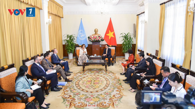 THỜI SỰ 21H30 ĐÊM 27/3/2023: Giám đốc Trung tâm Di sản Thế giới UNESCO đánh giá cao Việt Nam trong việc bảo tồn và phát huy giá trị di sản.