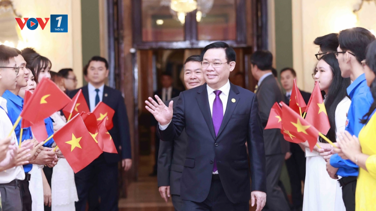 THỜI SỰ 12H TRƯA 22/4/2023: Chủ tịch Quốc hội Vương Đình Huệ đã gặp mặt cán bộ, nhân viên Viện Cuba hữu nghị với các dân tộc và Hội hữu nghị Cuba - Việt Nam, các trường mang tên Việt Nam và đại diện làng Bến Tre