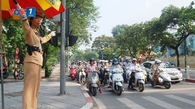 THỜI SỰ 18H CHIỀU 26/5/2023: Ban Bí thư ban hành Chỉ thị về tăng cường sự lãnh đạo của Đảng đối với công tác bảo đảm trật tự, an toàn giao thông trong tình hình mới.