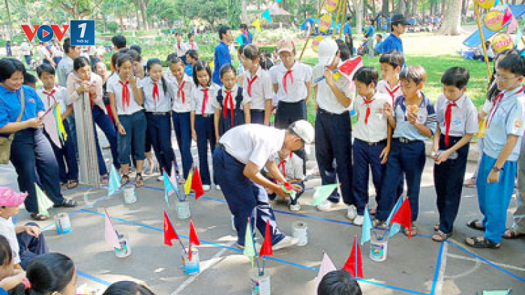 Áp lực quản lý trẻ trong dịp nghỉ hè (25/05/2023)