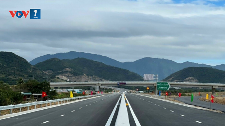 THỜI SỰ 12H TRƯA 07/5/2023: Dự án cao tốc Nha Trang- Cam Lâm dự kiến khánh thành vào ngày 19 tháng 5, về đích trước kế hoạch 3 tháng