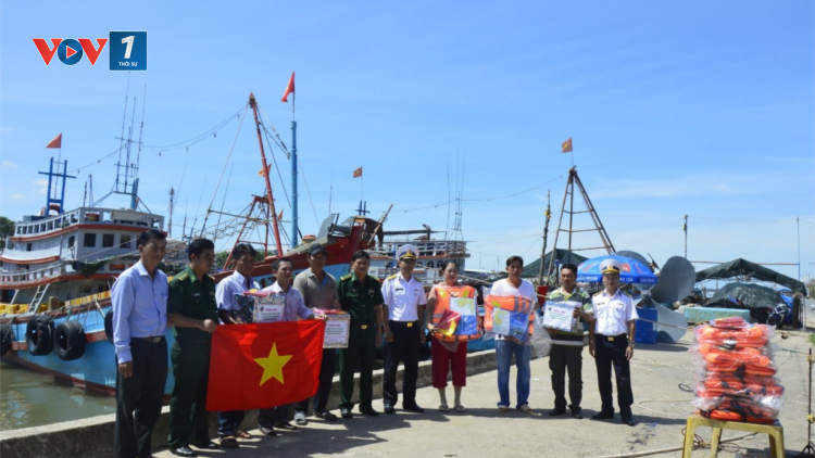 Lữ đoàn 125 làm điểm tựa cho ngư dân vươn khơi và chú trọng tuyên truyền biển đảo cho các tầng lớp nhân dân (15+16/05/2023)