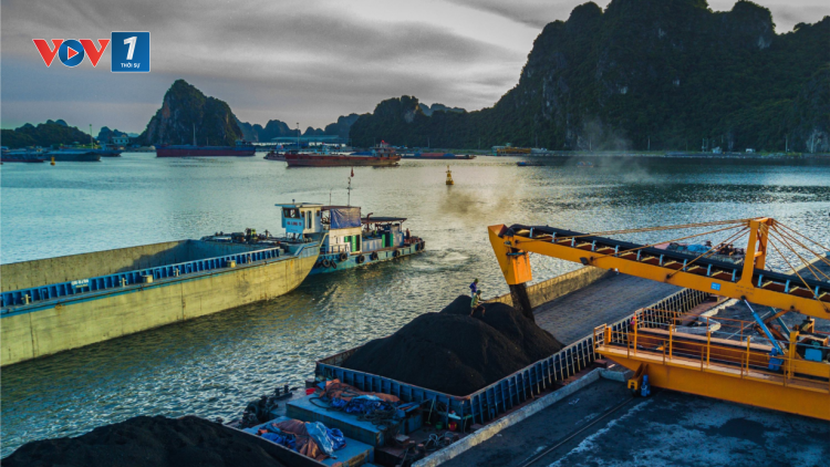 THỜI SỰ 18H CHIỀU 14/6/2023: Tập trung triển khai các giải pháp bảo đảm cung ứng đủ than cho sản xuất điện trong các tháng mùa khô, Tập đoàn Công nghiệp Than - Khoáng sản Việt Nam cam kết đảm bảo cung cấp than vượt 15% so năm ngoái.