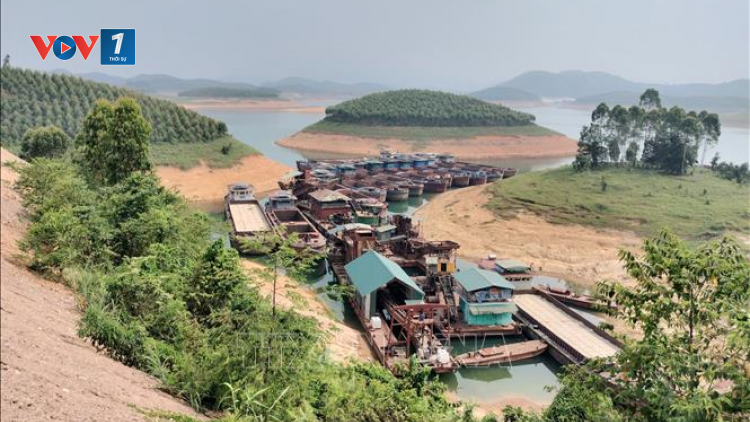 THỜI SỰ 21H30 ĐÊM 14/6/2023: Mực nước hồ Thác Bà, tại Yên Bái xuống thấp kỷ lục trong khoảng hơn 20 năm qua, khiến người nuôi trồng thuỷ sản trên lòng hồ điêu đứng.
