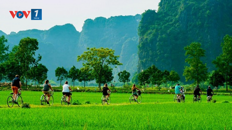 Du lịch xanh gắn với thiên nhiên: Cơ hội phát triển bền vững của nhiều địa phương (12/06/2023)