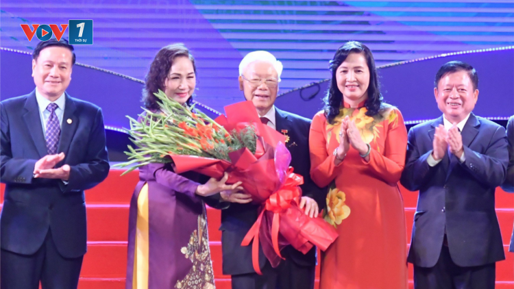 THỜI SỰ 18H CHIỀU 25/7/2023: Tổng Bí thư Nguyễn Phú Trọng yêu cầu đẩy mạnh đổi mới sáng tạo, đáp ứng yêu cầu chấn hưng văn hóa, xây dựng con người Việt Nam thời kỳ mới.